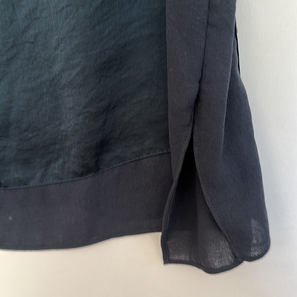 Helmut Lang navy on navy short sleeve dressy T. - Picture 5 of 5